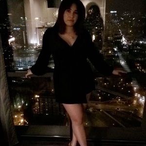 Sexy velvet black romper!!🖤💕